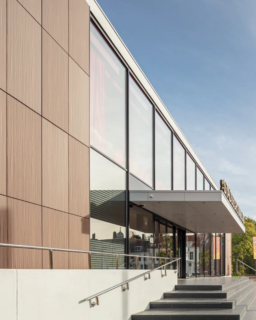 De strategische rol van zonnegevels bij het aanpakken van de energiecrisis