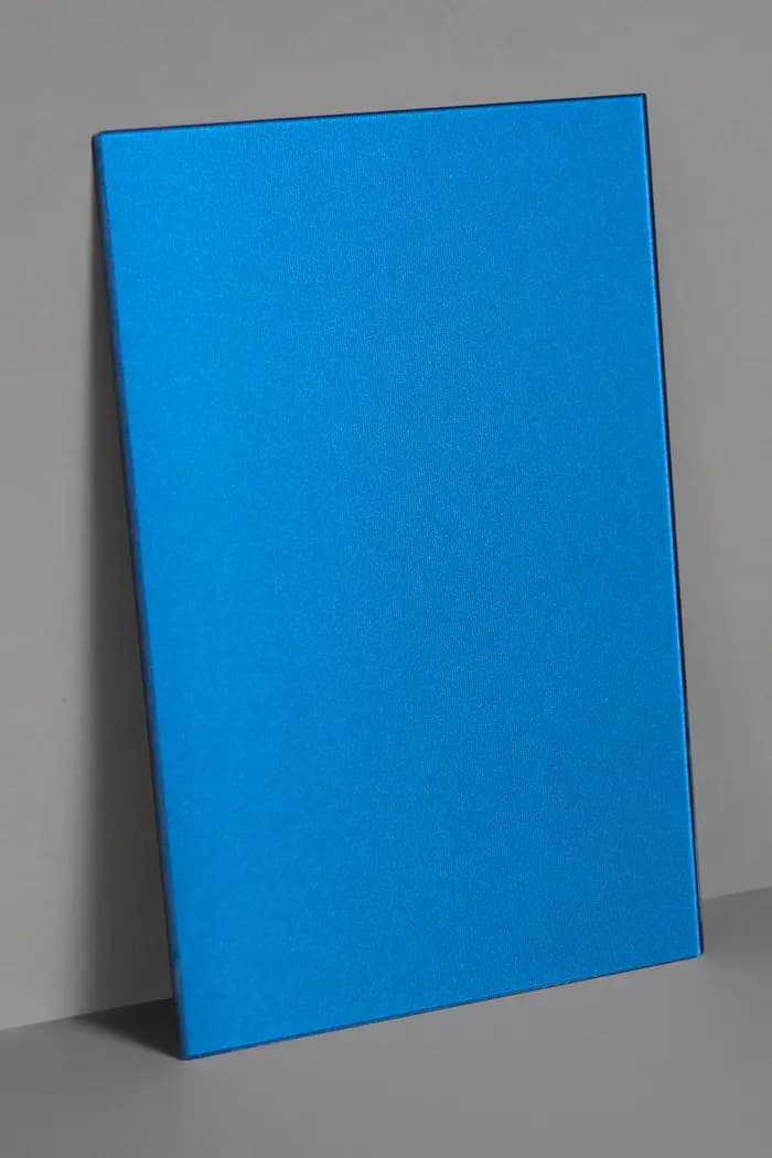 Metallic helder donker blauw gekleurd zonnepaneel ME-847  | Metallic bright deep blue colored solar panel ME-847 | Metallisch leuchtend dunkelblau gefärbtes Solarmodul ME-847 | Solarix