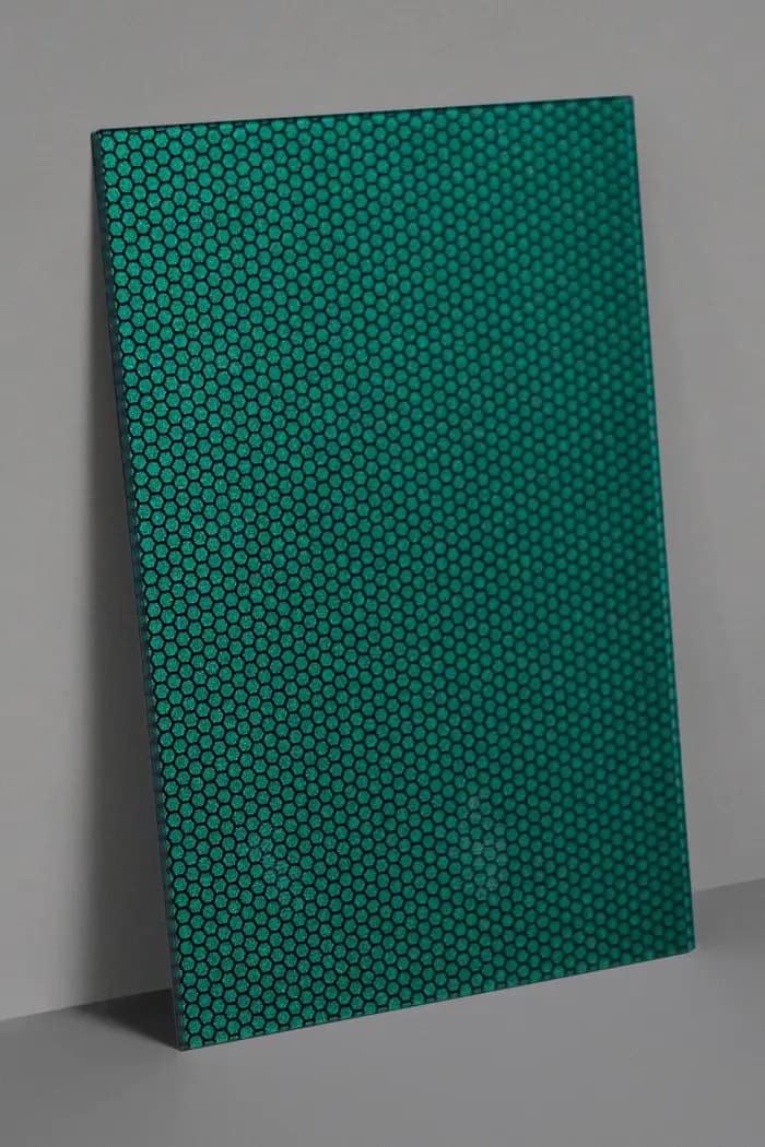 Metallic mosgroen gekleurd zonnepaneel ME-883 | Metallic moss green colored solar panel ME-883 | Metallisches moosgrünes Solarpanel ME-883 | Solarix